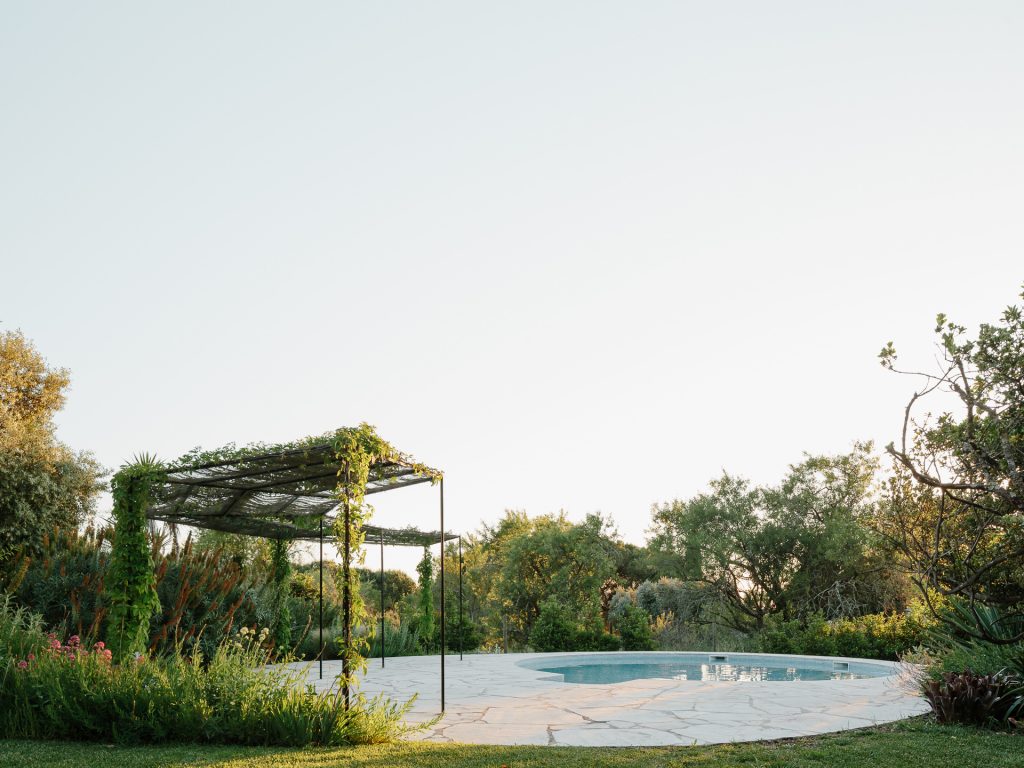 Casa das Amendoeiras