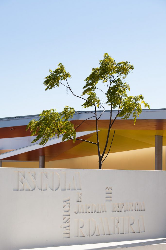 Escola na Romeira
