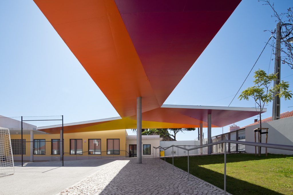 Escola na Romeira